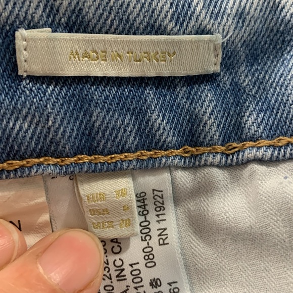 Massimo Dutti Light Wash Straight Leg High Rise 100% Cotton Jeans size 6 NWT - Picture 12 of 13